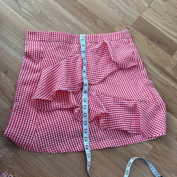 NWT LF red gingham 3D ruffle mini pencil skirt - Picture 9 of 10